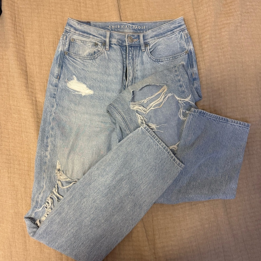 American Eagle Mom Jeans